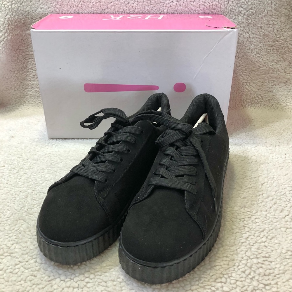 H2K Women’s Fashion Sneaker